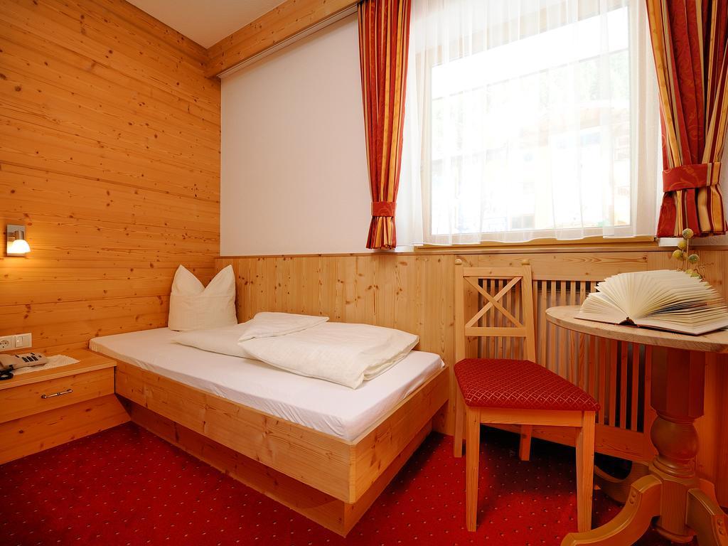 Vizensn Living Otel Sölden Oda fotoğraf
